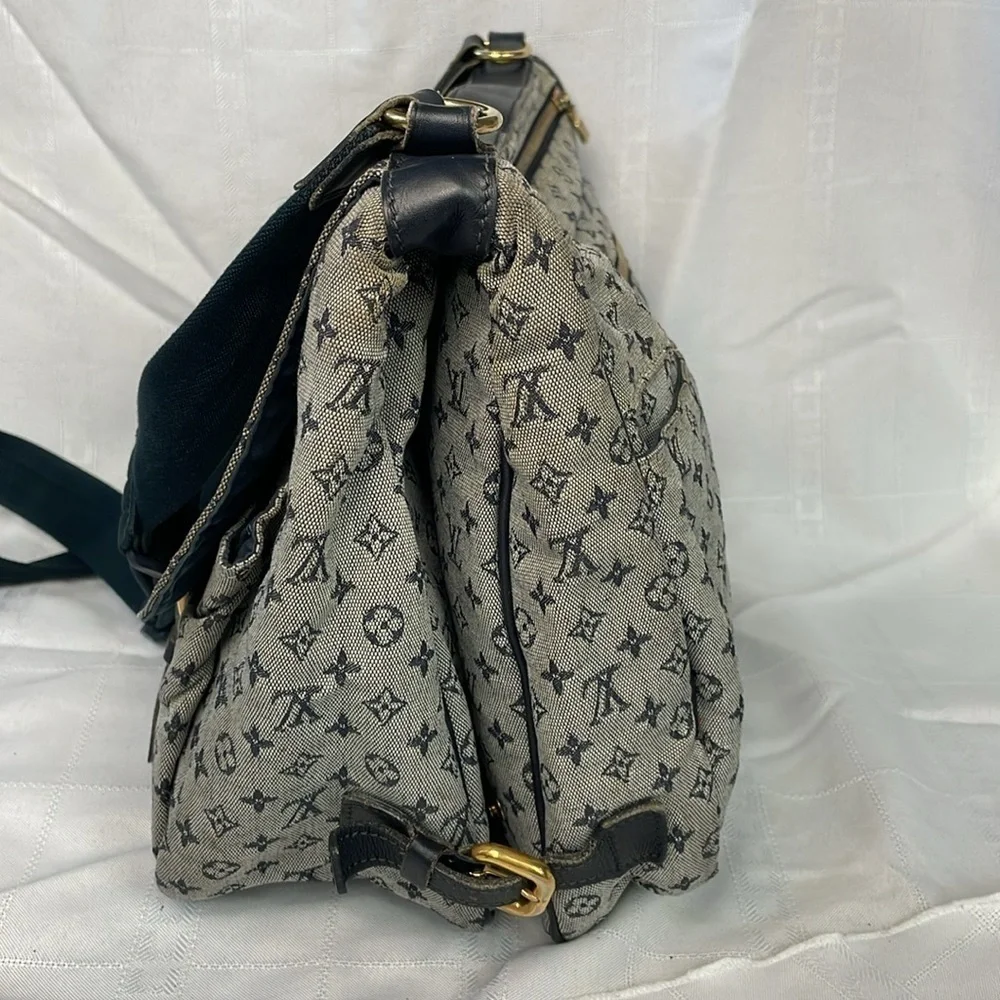 Louis Vuitton Monogram Mini Lin Sac a Langer Diaper Messenger Bag Denim Gray